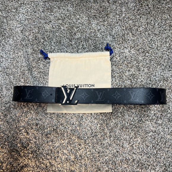 Authentic Louis Vuitton Black and Navy Belt - Picture 2 of 5